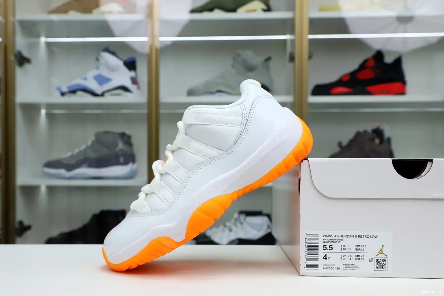 WMNS CITRUS' LOW 11 RETRO 'BRIGHT AIR Kimikick JORDAN 0712